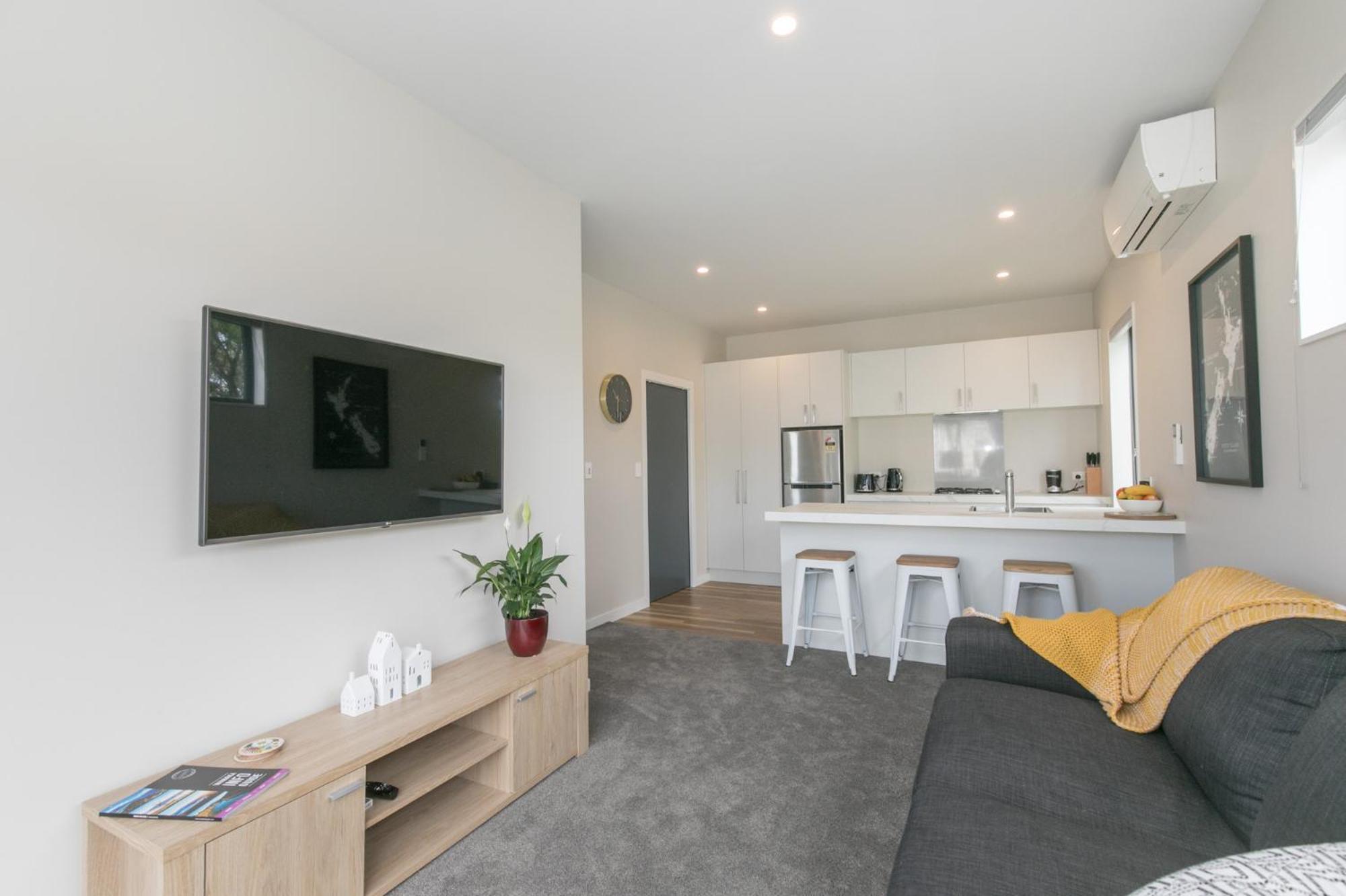 Mount Iron Apartment Wanaka Bagian luar foto